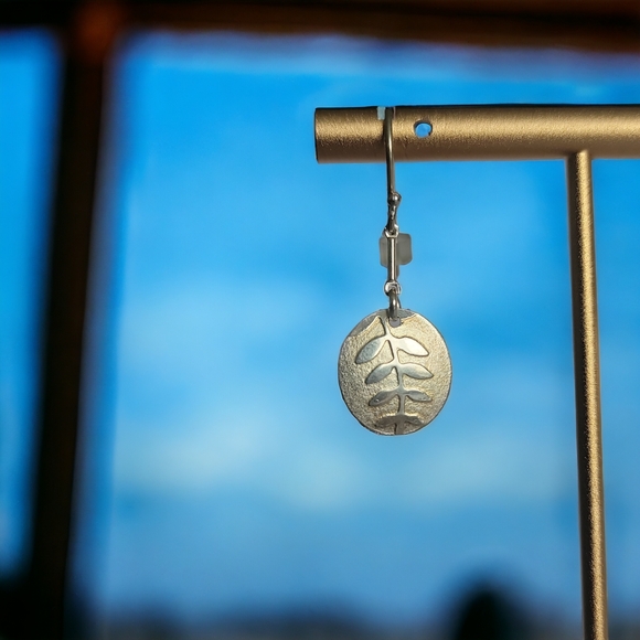 Sterling Silver .925 Delicate Leaf Earrings - Picture 4 of 5